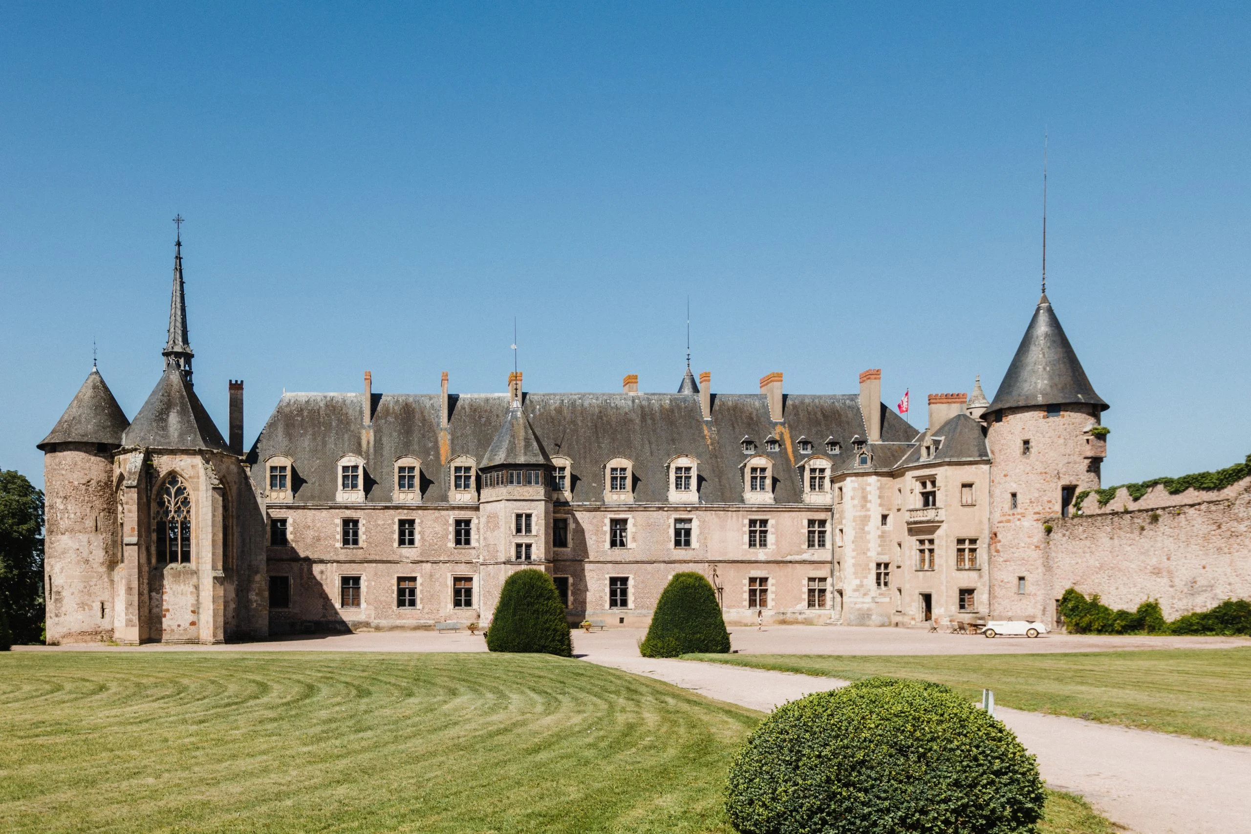 Château de Lapalisse, château de mariage