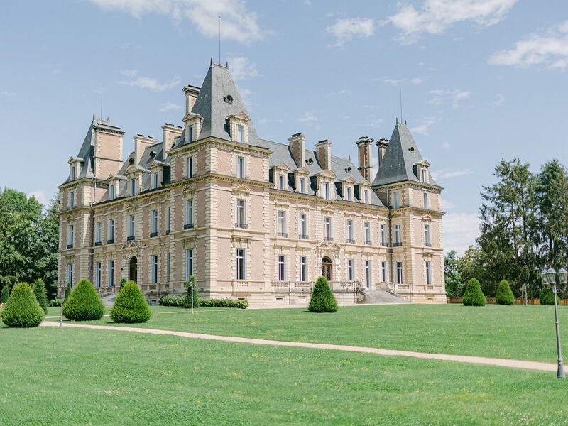 Luxury Destination wedding venue in Lyon and Burgundy