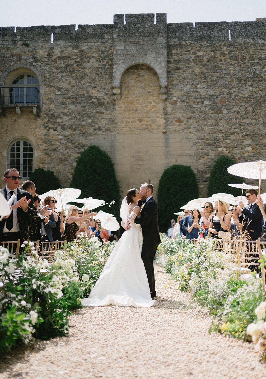 Quiet Luxury wedding in the French Countryside: Why discerning American couples choose Burgundy & Provence for their Destination Wedding